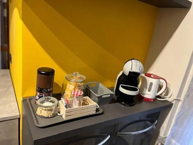 Konukevi Beslan360 Otel San Giuliano Milanese